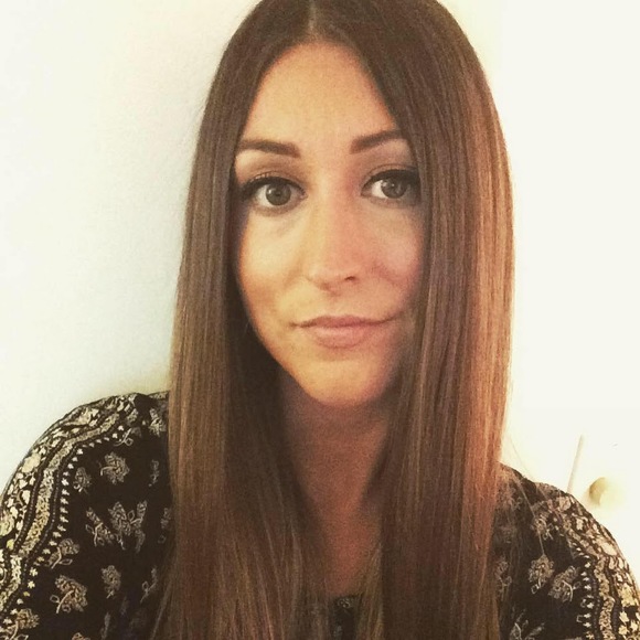 Meet your Posher, Alicia - Picture 1 of 1